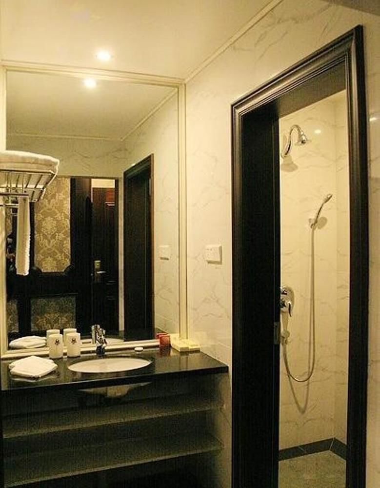 Big Apple Hotel Shantou Buitenkant foto
